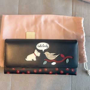 Leather wallet with bird and Scottie